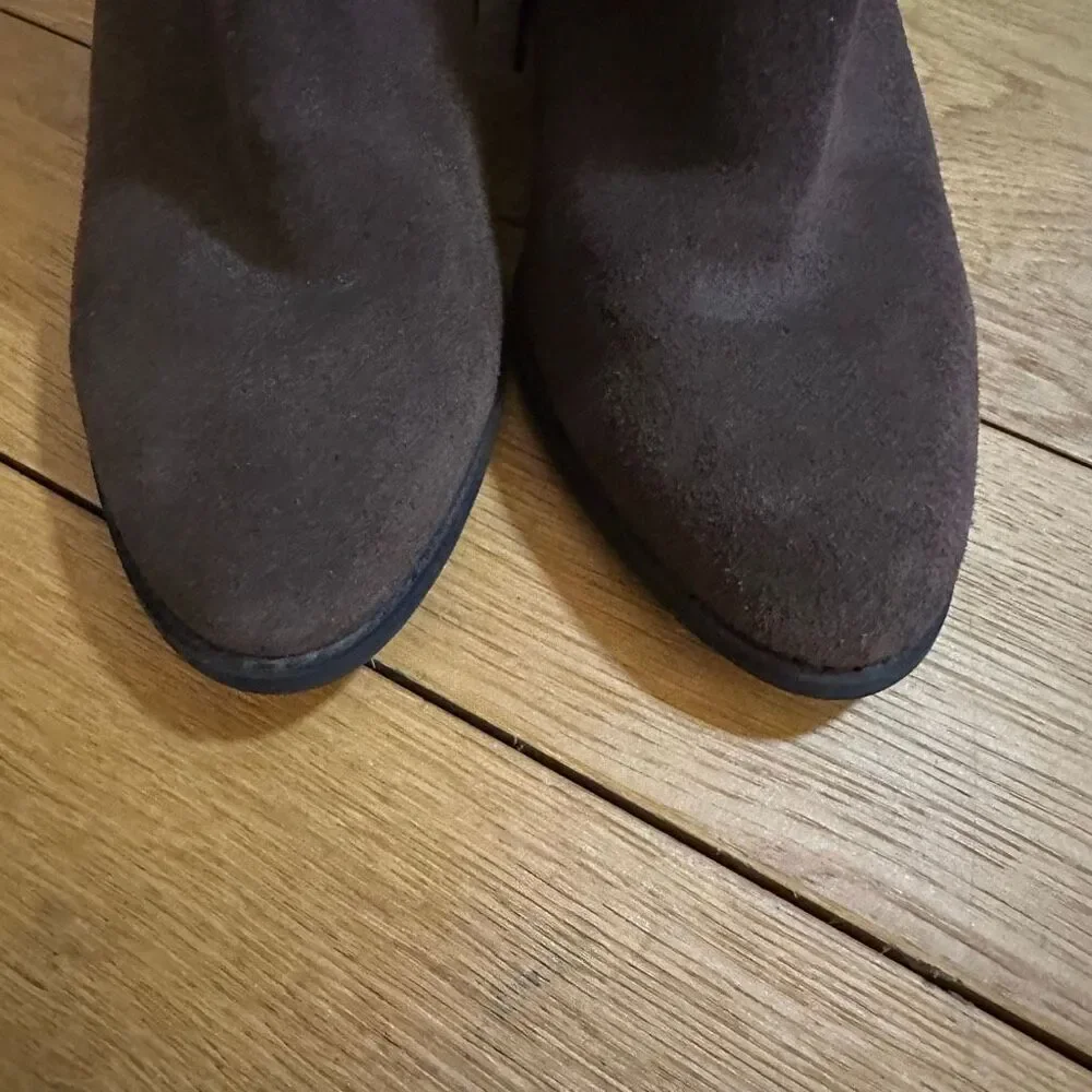 Vionic Anne ankle boots Java suede size 9
